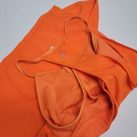 Lululemon - Amped Workout Tank Top size 4 - Picture 5 of 8